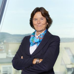Dr. Christine Catasta, Finanzexpertin
